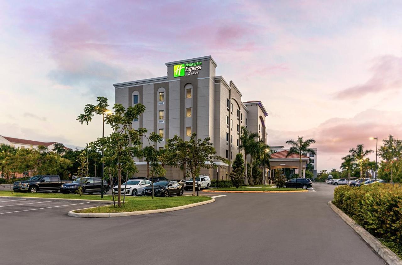 Holiday Inn Express & Suites - Miramar By Ihg Exterior foto