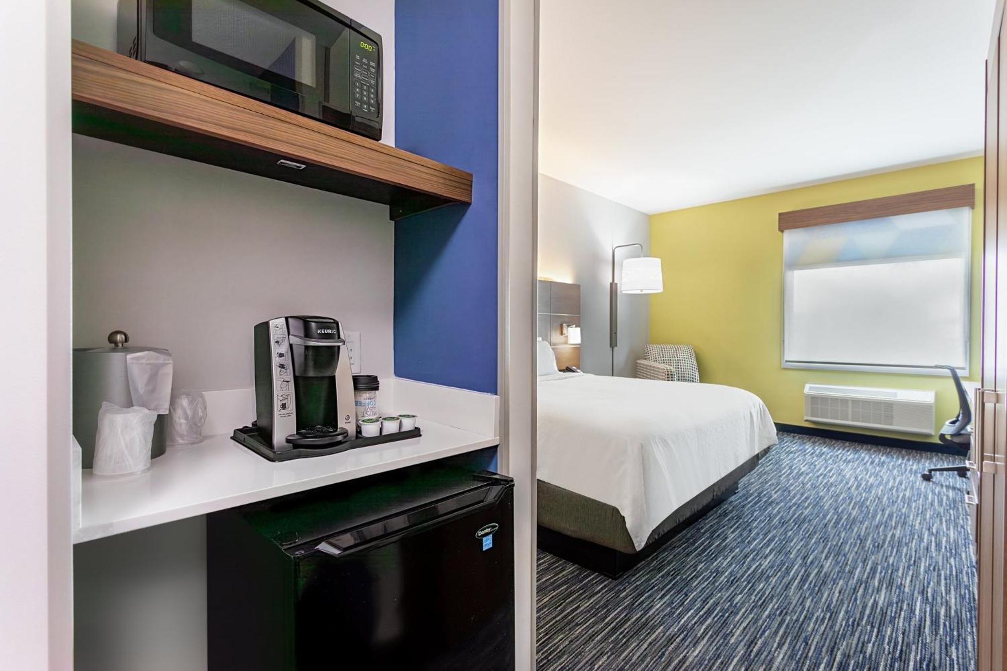 Holiday Inn Express & Suites - Miramar By Ihg Exterior foto